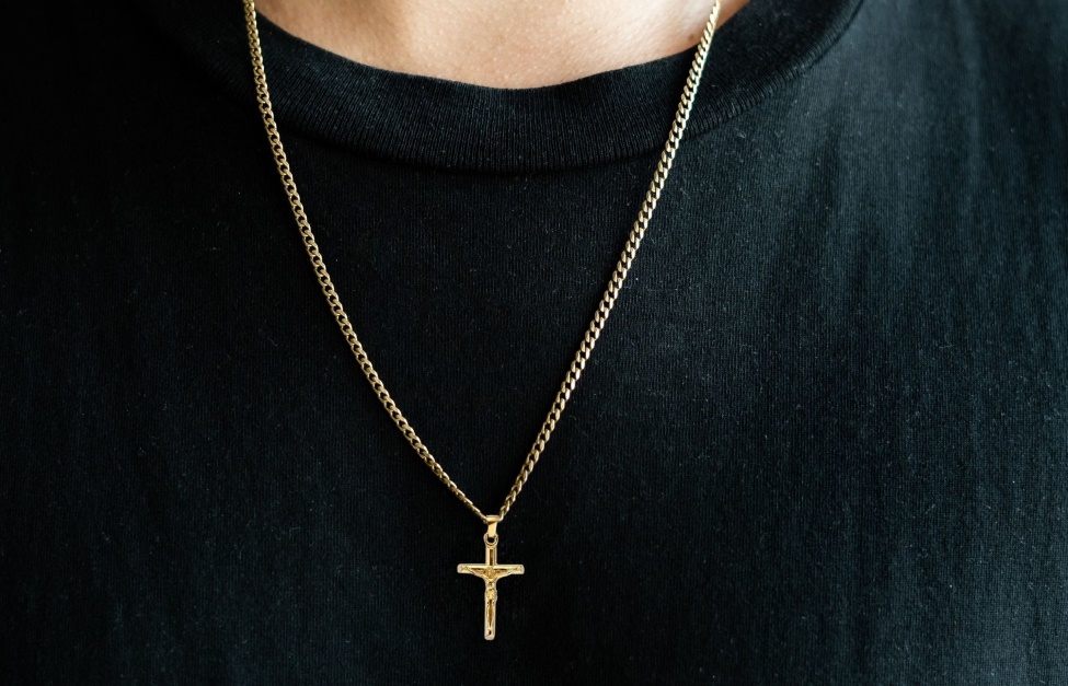 Cross Pendant Necklace Gold Oliver Cabell