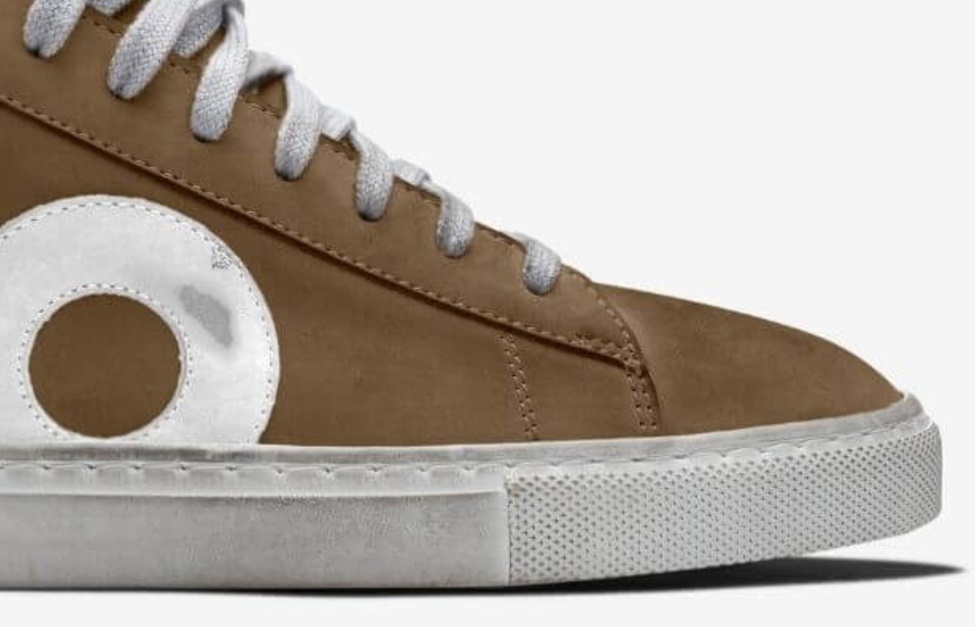 Low1 Peanut Oliver Cabell