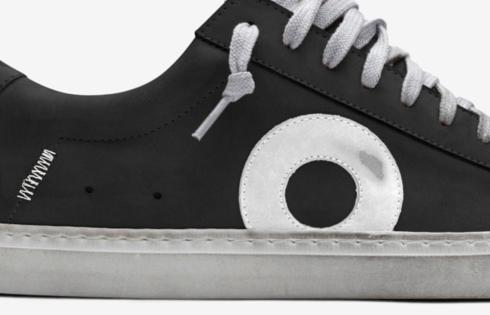 Low1 Shadow Oliver Cabell