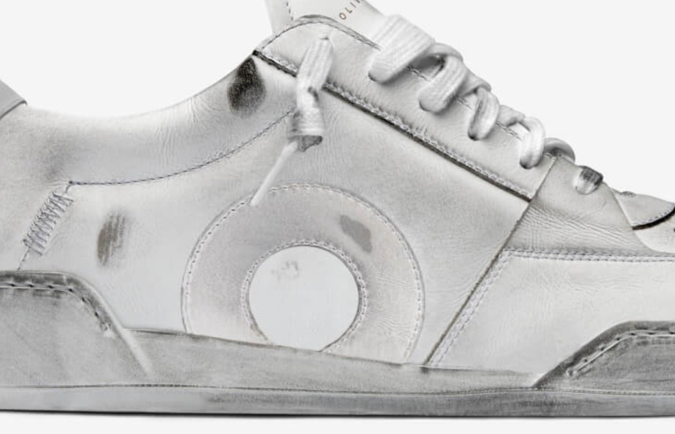 Oliver Cabell Court White Wall