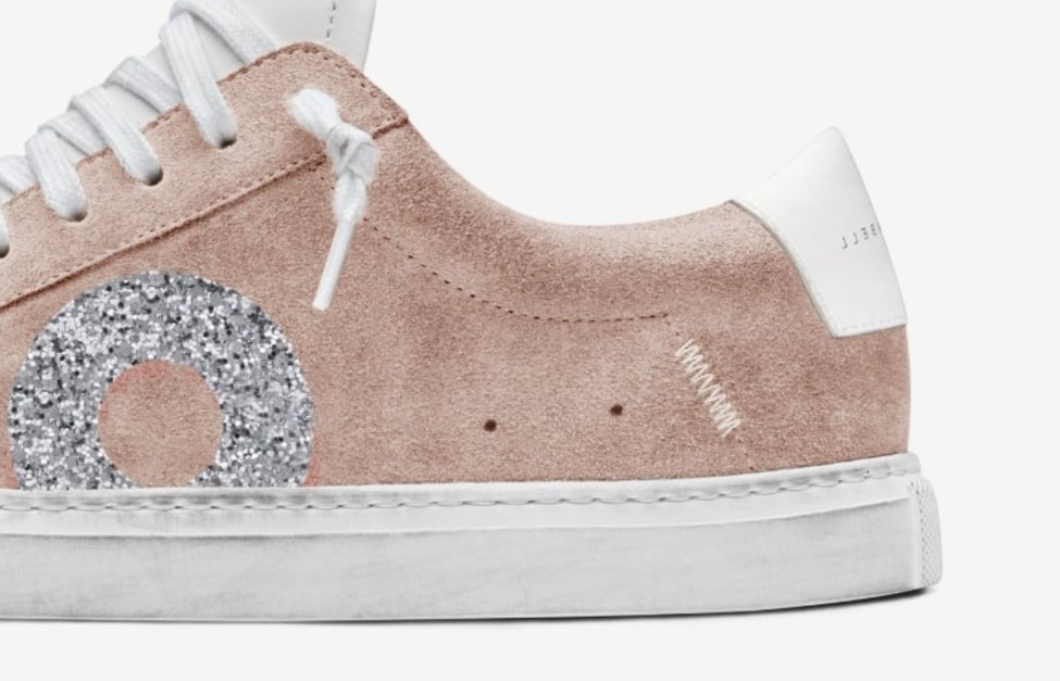 Oliver Cabell Low1 Lily