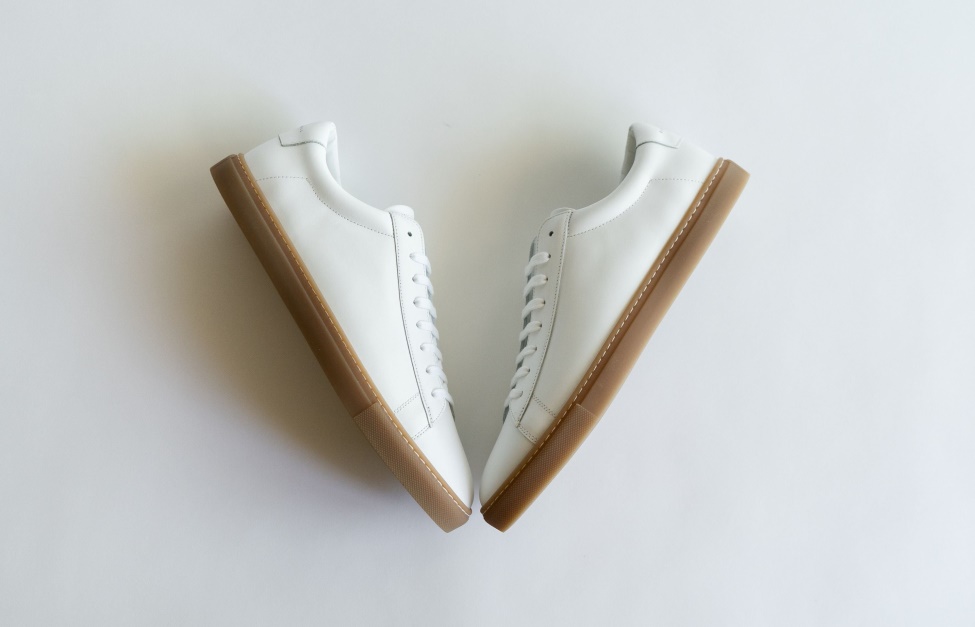 Oliver Cabell Low1 White Gum