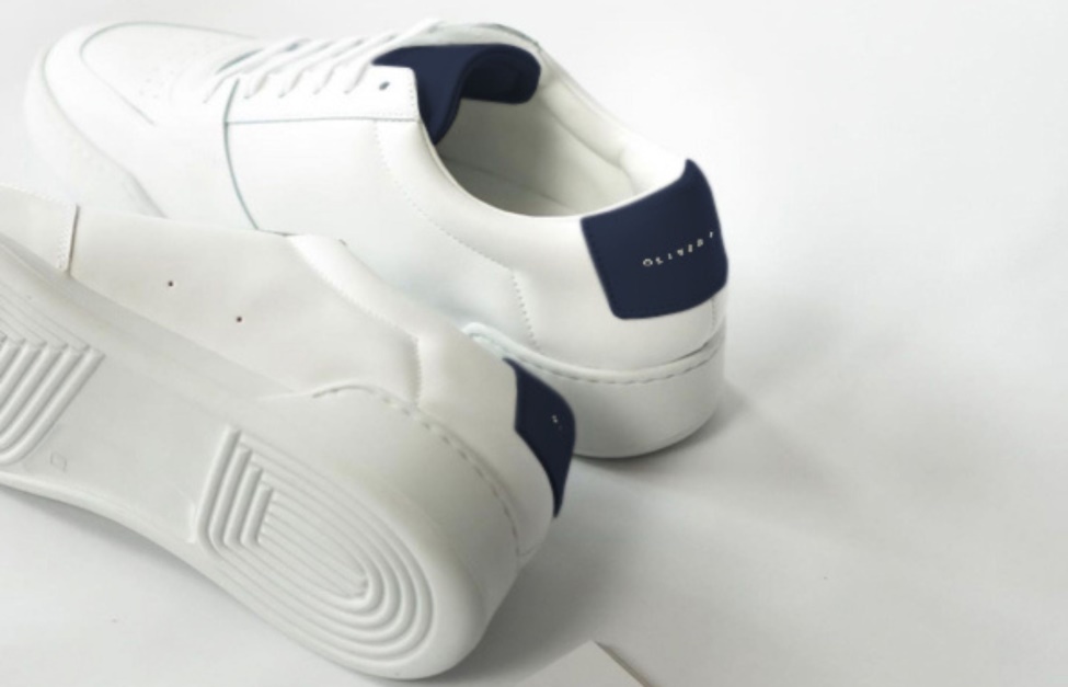 Trendy Oliver Cabell Court Ocean